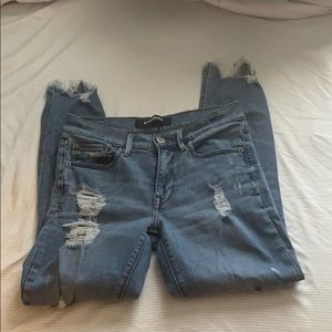 Size 4 distressed jeans from express!